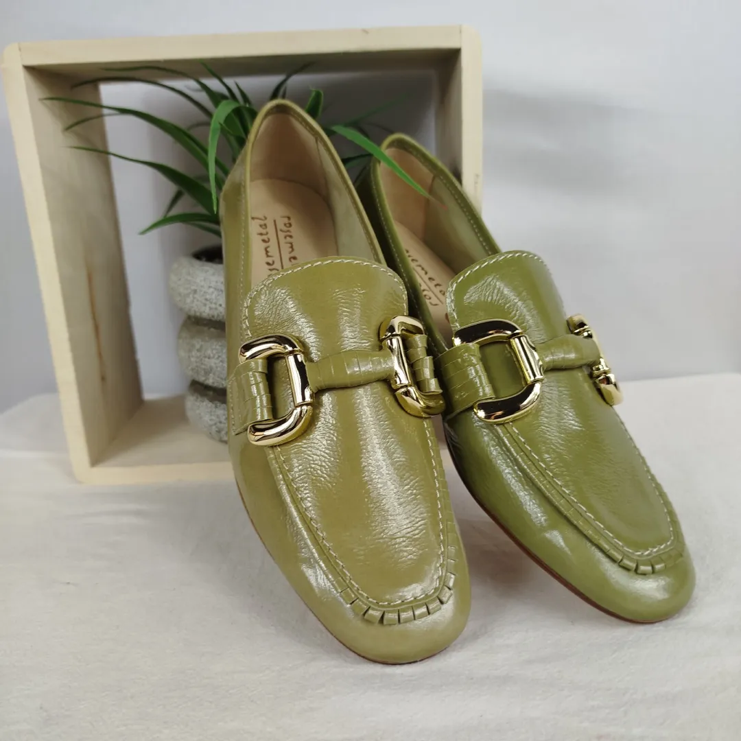 Mocassins-olive-Rosemetal-vue-dessus-boutique-tendance-laragne.webp